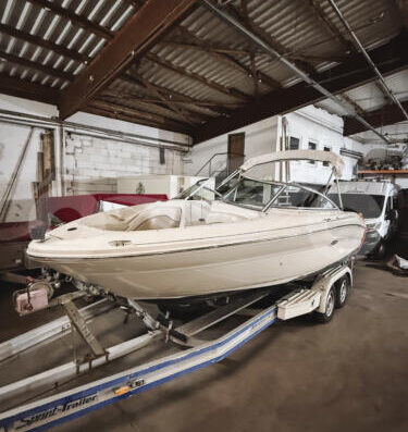Sea Ray 200