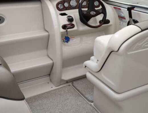 Sea Ray 225 WE inkl Trailer