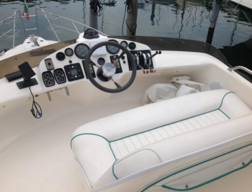 Sealine 310 Fly