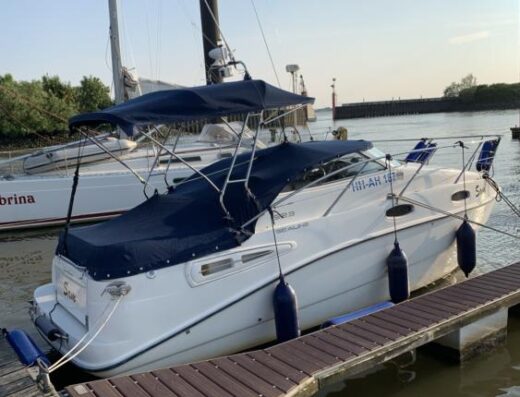 Sealine S23 – Diesel & Trailer