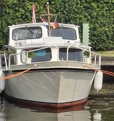 Smelne 800 OK Stahlboot