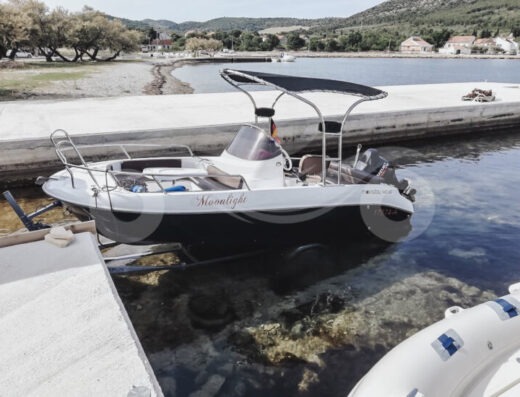 Motorboot MONDAY 540 SD