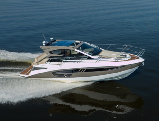 Cobrey 33 HT mit Liegeplatz