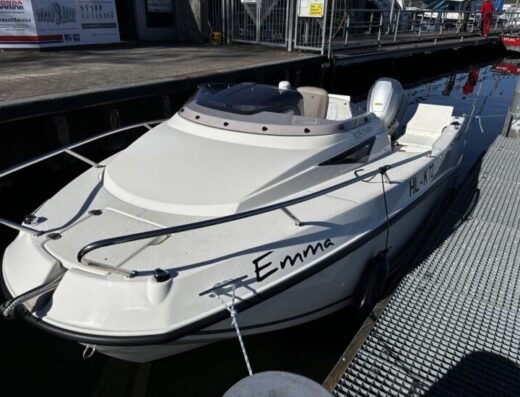 Quicksilver Activ 505 Cabin & Honda BF 100 LRTU