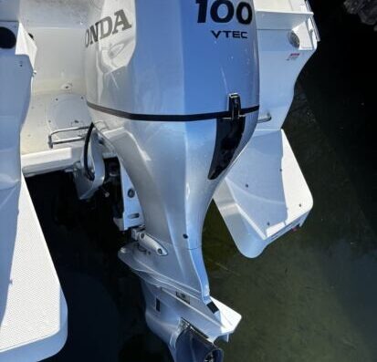 Quicksilver Activ 505 Cabin & Honda BF 100 LRTU