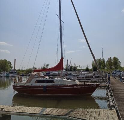 Sund 27, Stahlyacht, 8,5 x 3 x 1,4 m