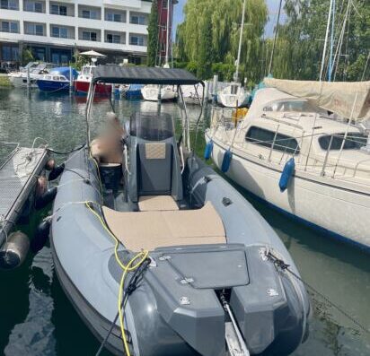 checkBoot - Home 7 16 Ribline 6.5 GTO mit Trailer, Yamaha 100 PS, Top-Zustand